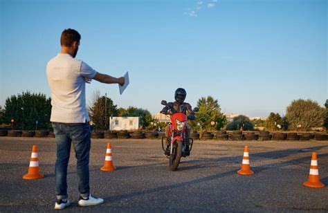 how to get a motorcycle license in wisconsin and should you consider a sidecar for added safety?